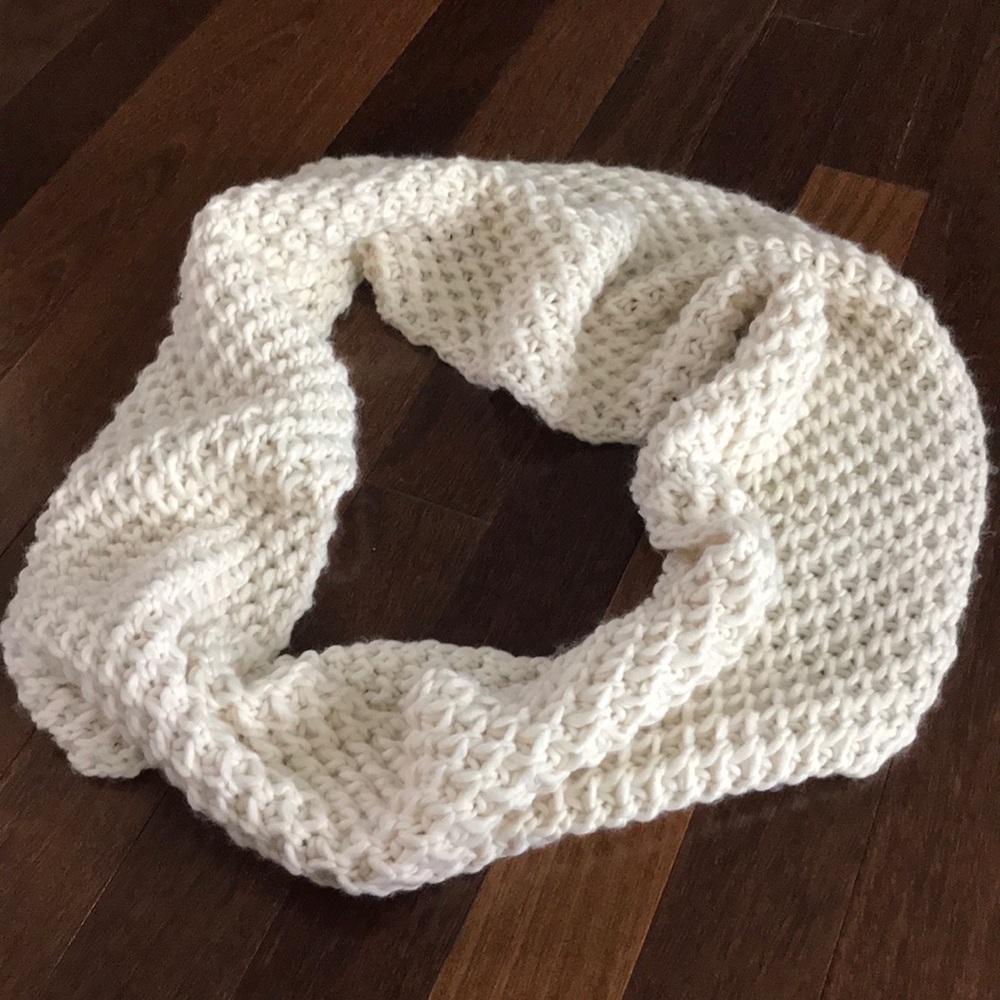 Old Navy Infinity Scarf - Cream